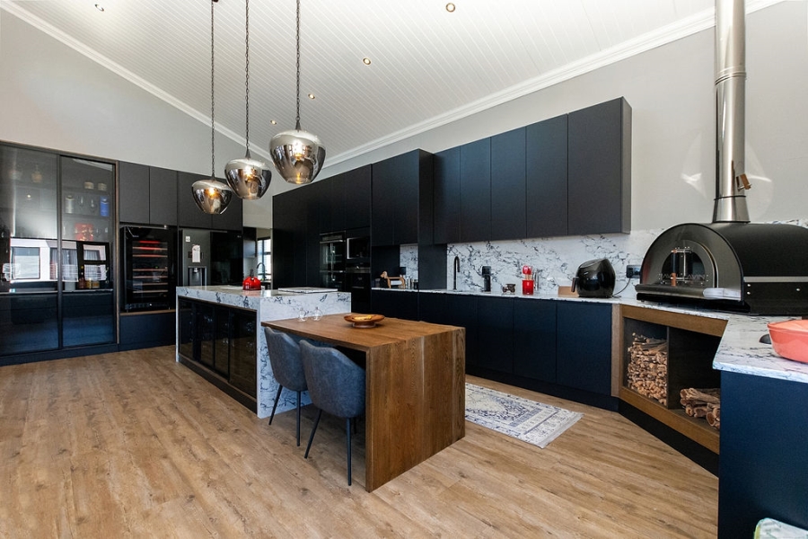 3 Bedroom Property for Sale in Calypso Beach Western Cape